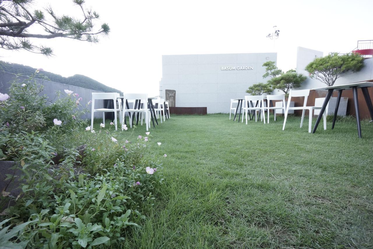 Hotel Matthieu Yeosu Buitenkant foto